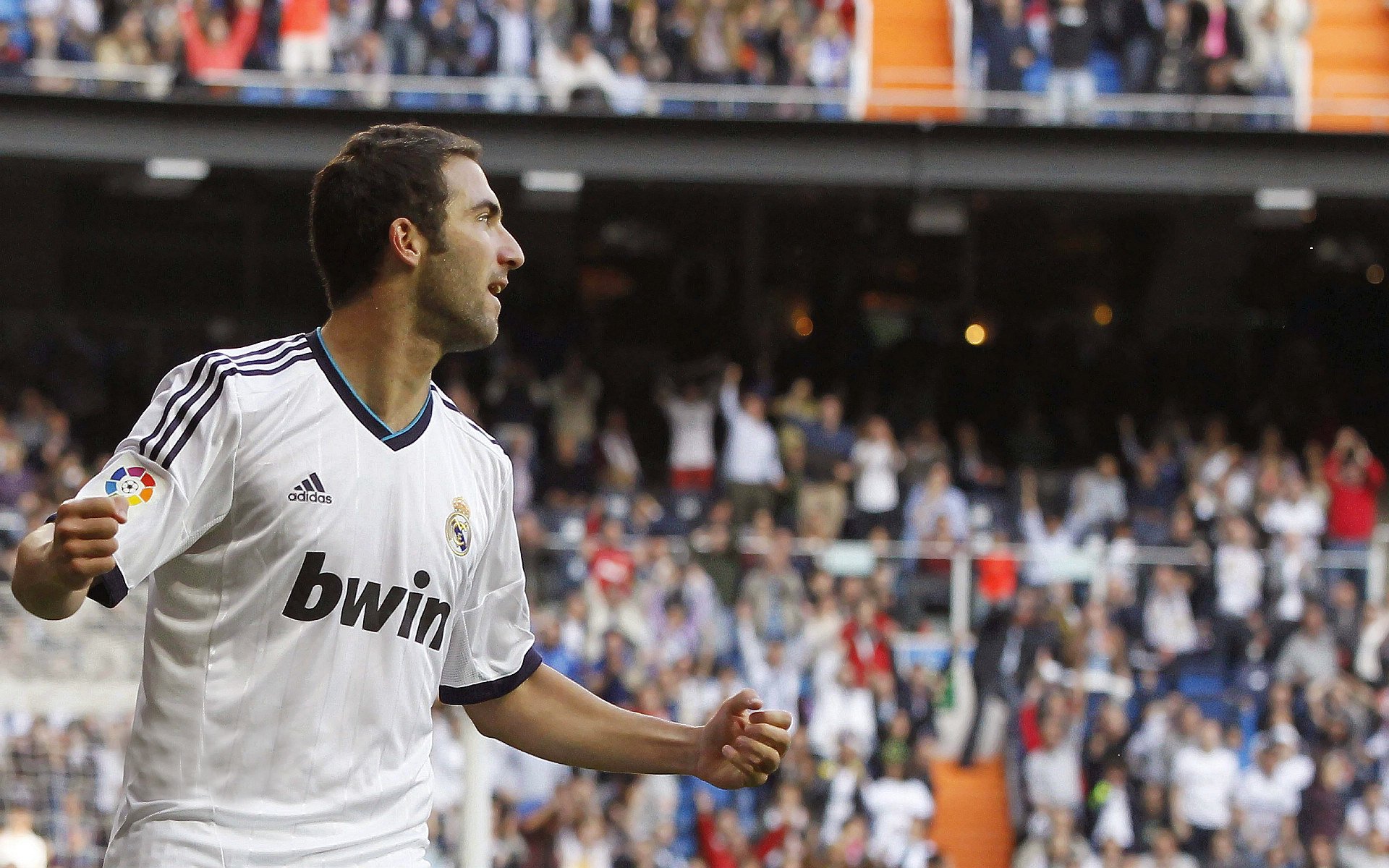 尤文图斯成功引援,中场控制力大幅增强